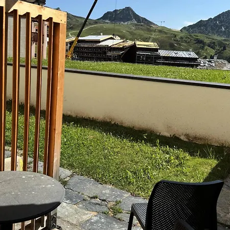 Résidence Le Centaure - Très Avec Grand · Résidence Aux Pieds · Vue Pistes Mae-0571 *