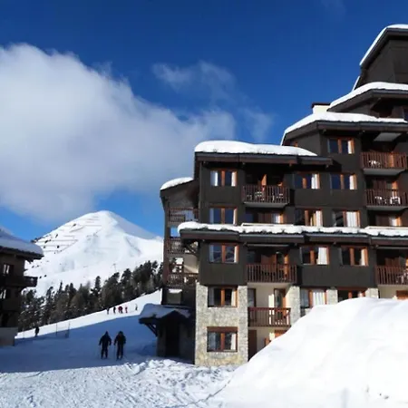 Résidence Le Centaure - Très Avec Grand · Résidence Aux Pieds · Vue Pistes Mae-0571 *